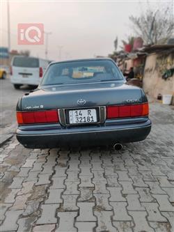 تۆیۆتا کراون